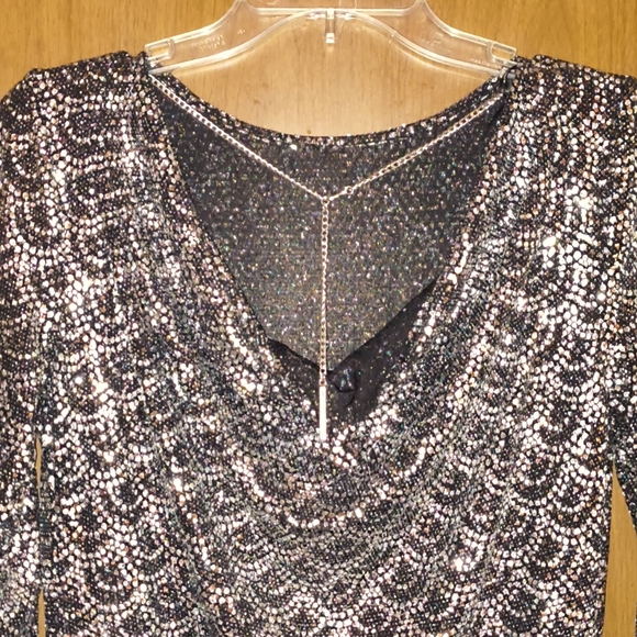 MICHAEL by MICHAEL KORS Long Sleeve Silver & Black Sequin Dress Size Medium - Picture 4 of 7